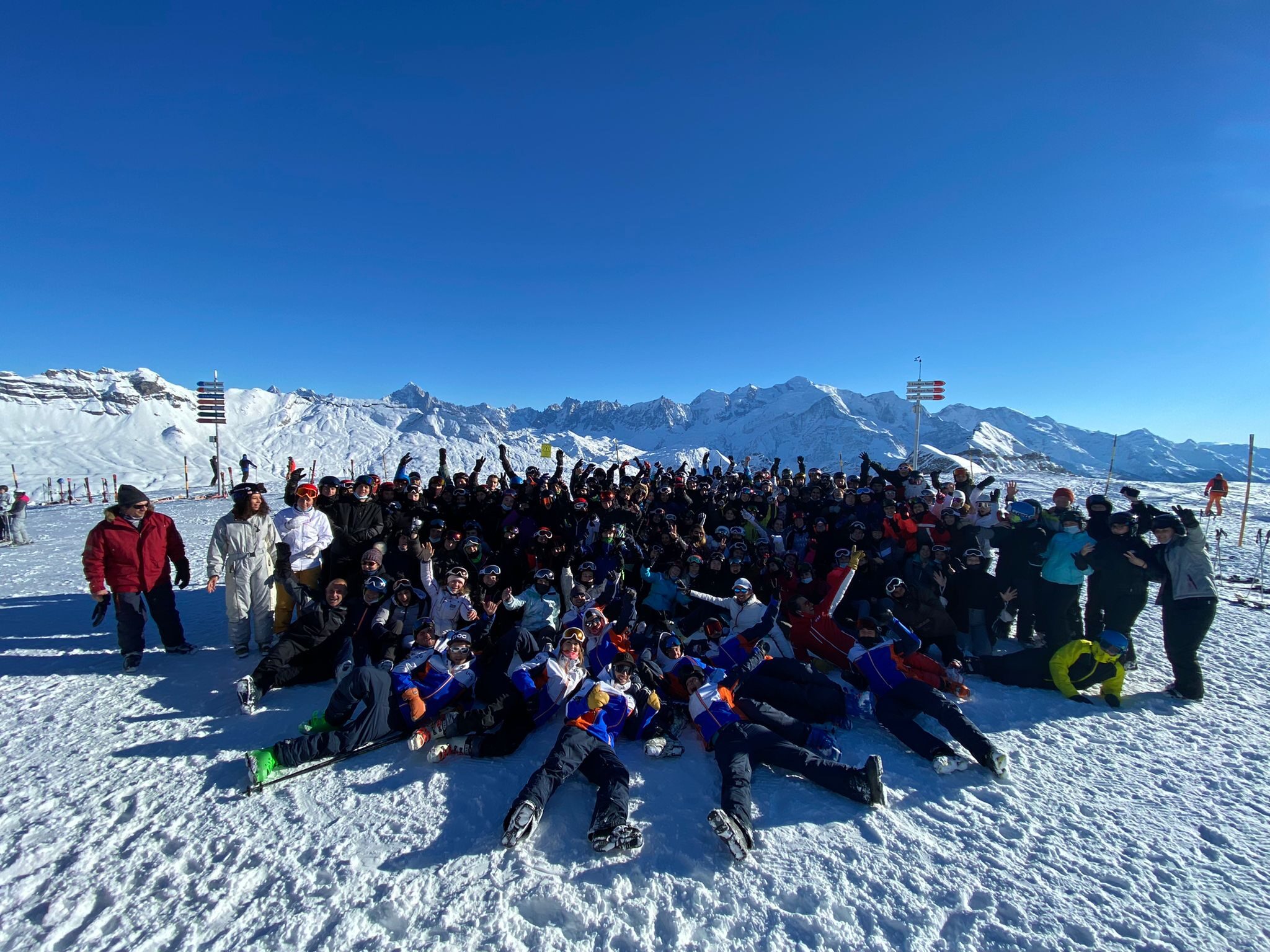 FLAINE Décembre 2021
Le groupe avec le Mont-Blanc en arrière fond
